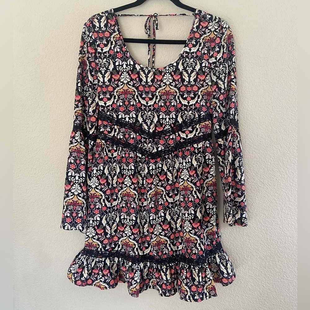 BOHO DRESS Band Of Gypsies MINI SHORT S Black Floral BELL SLEEVE POCKET festival